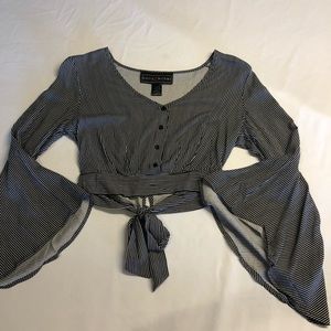 flared, mid-length sleeve crop top